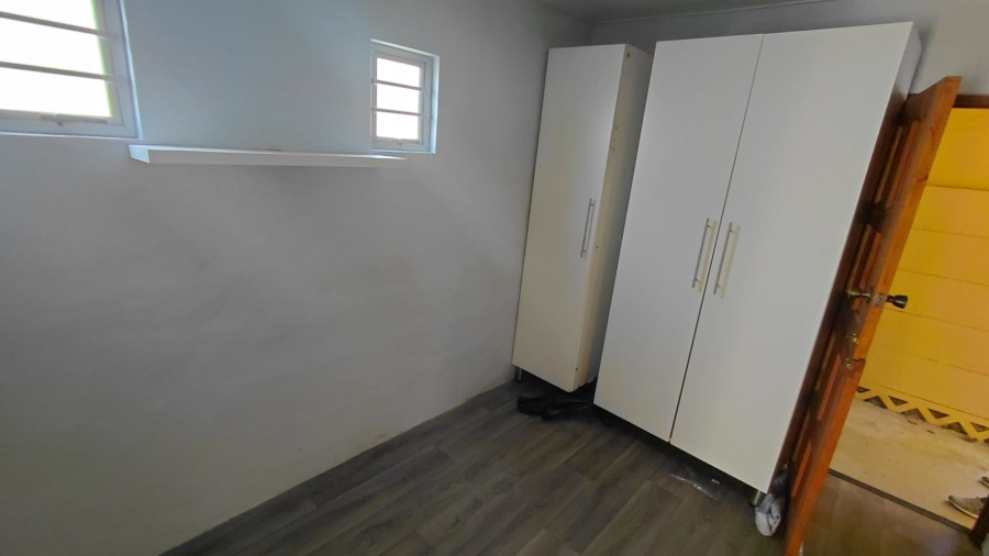 To Let 1 Bedroom Property for Rent in Greenfields Eastern Cape